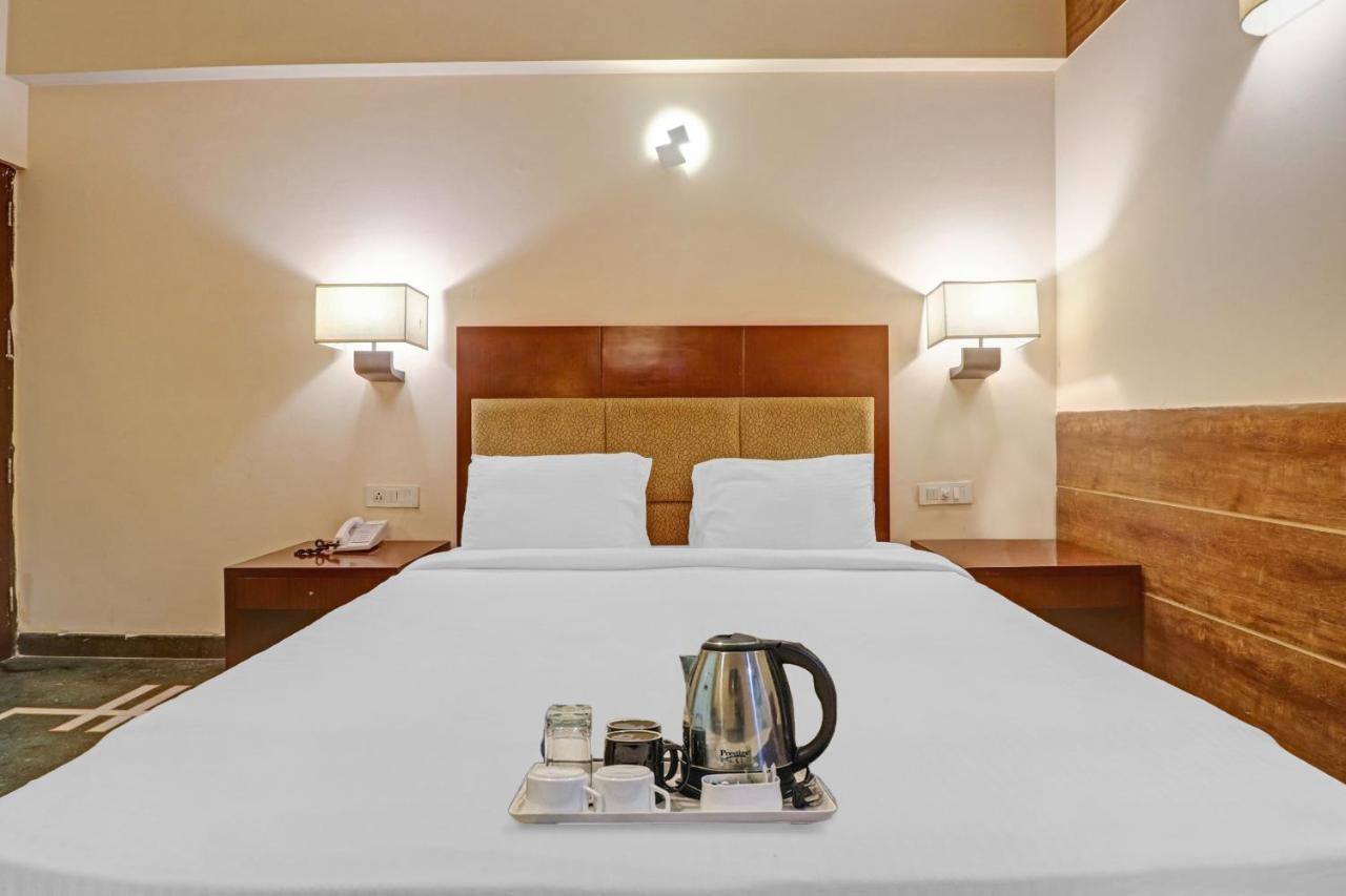 Oyo Townhouse 934 L'Elegant Hotel & Banquetby Ace Manor Ghaziabad Exterior photo